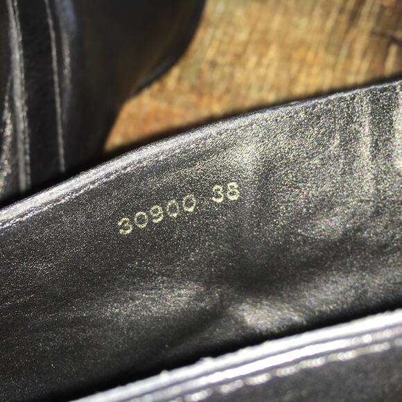 LK Bennett Kaitlyn Black Leather Ankle Boot Womens 38 (7.5-8) Zip Up Low Heel - Picture 11 of 11